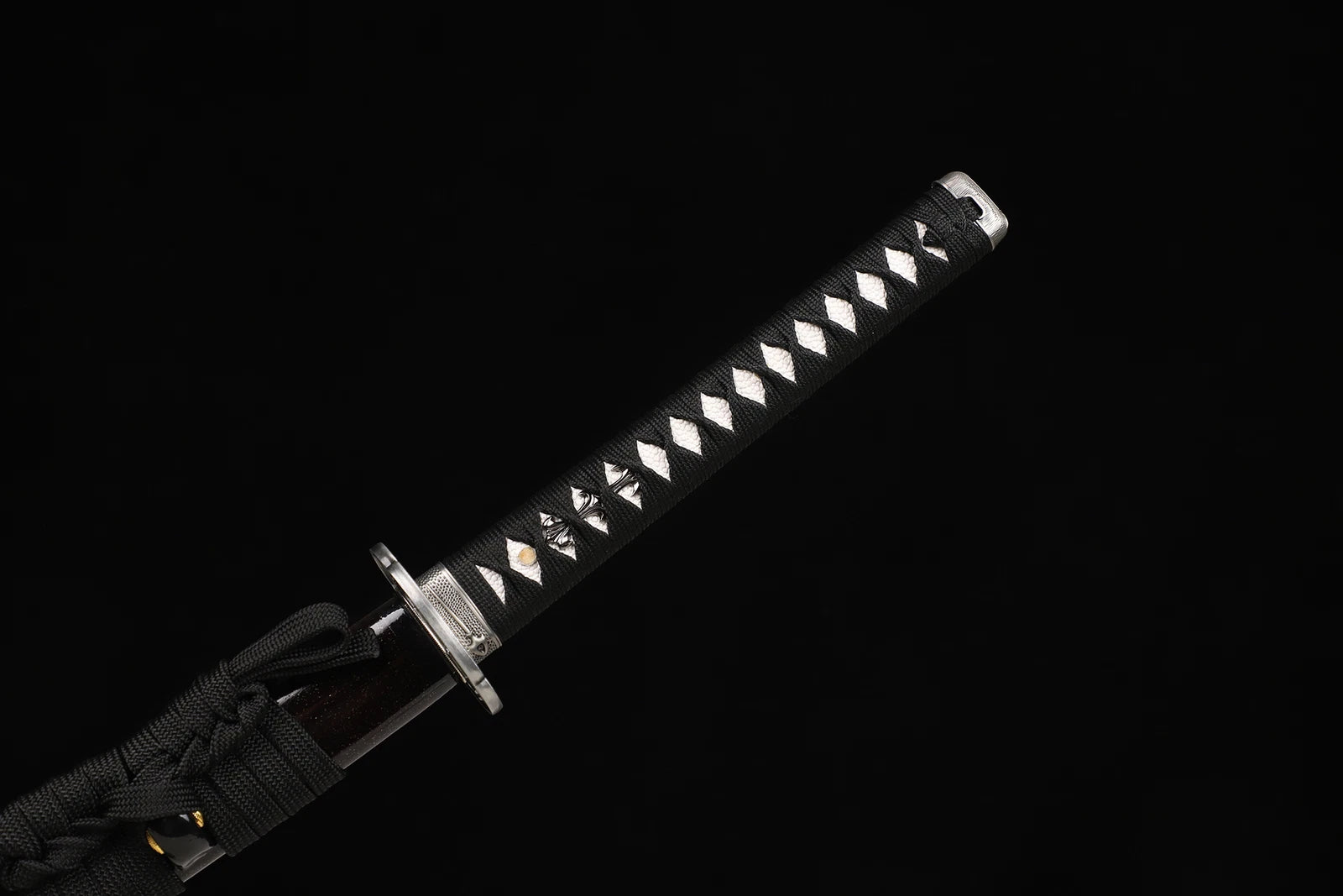 The Ronin’s Path: Clay-Tempered Samurai Katana
