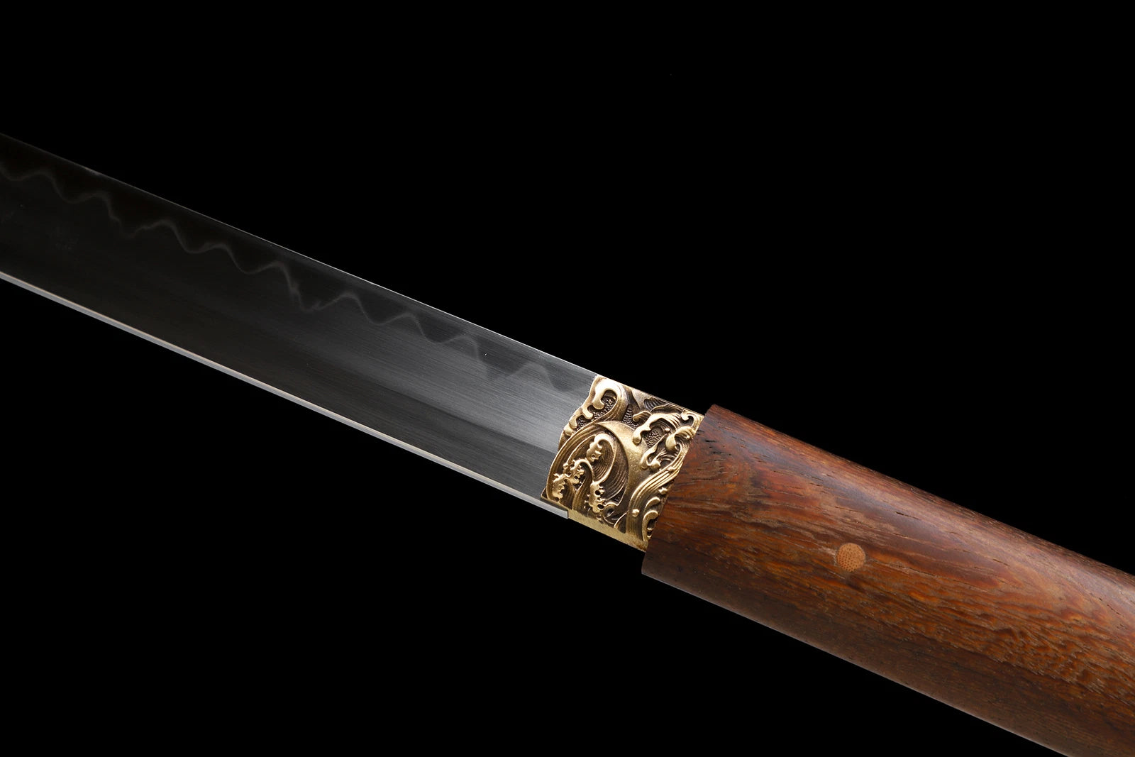 The Hidden Shade: Clay-Tempered Shirasaya Samurai Katana