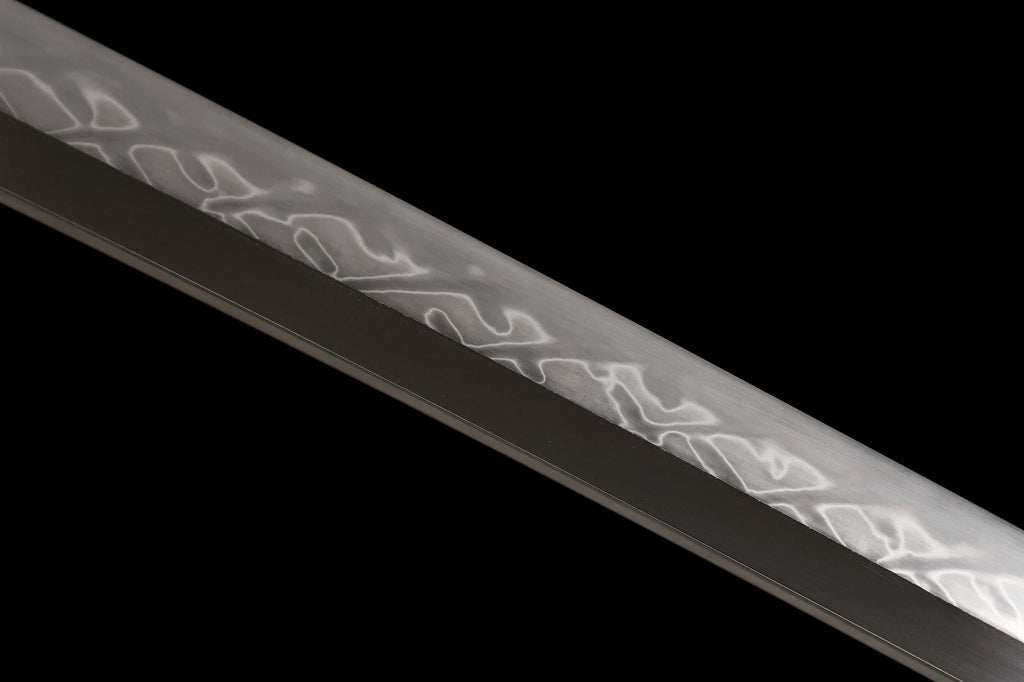 The Shogun’s Legacy: Clay-Tempered Steel Samurai Katana