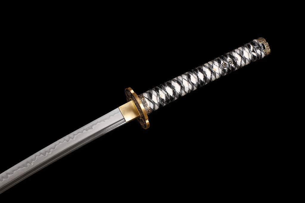 The Crimson Blossom: Clay-Tempered Choji Hamon Samurai Katana