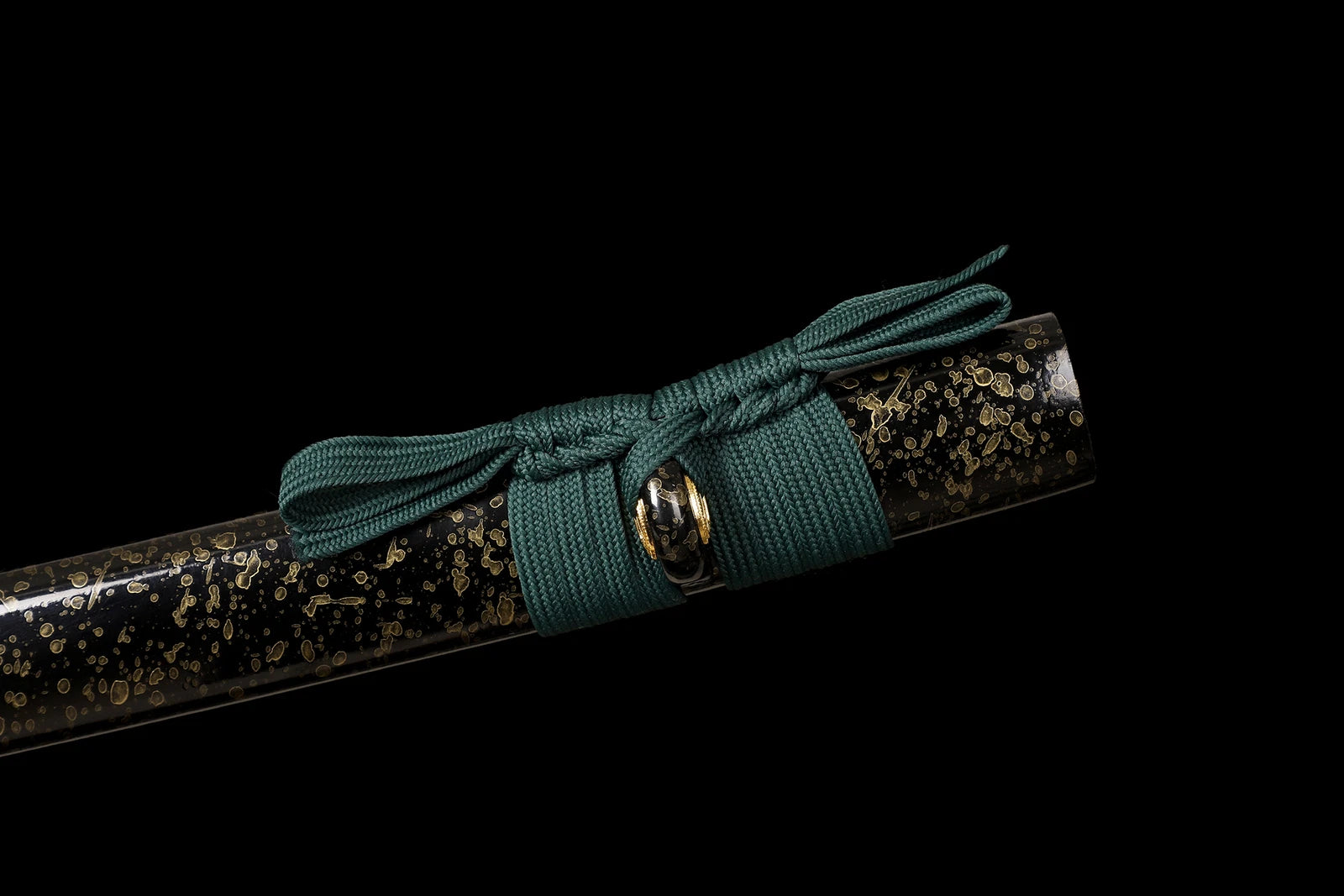The Serpent’s Coil: Damascus Folded Steel Samurai Katana