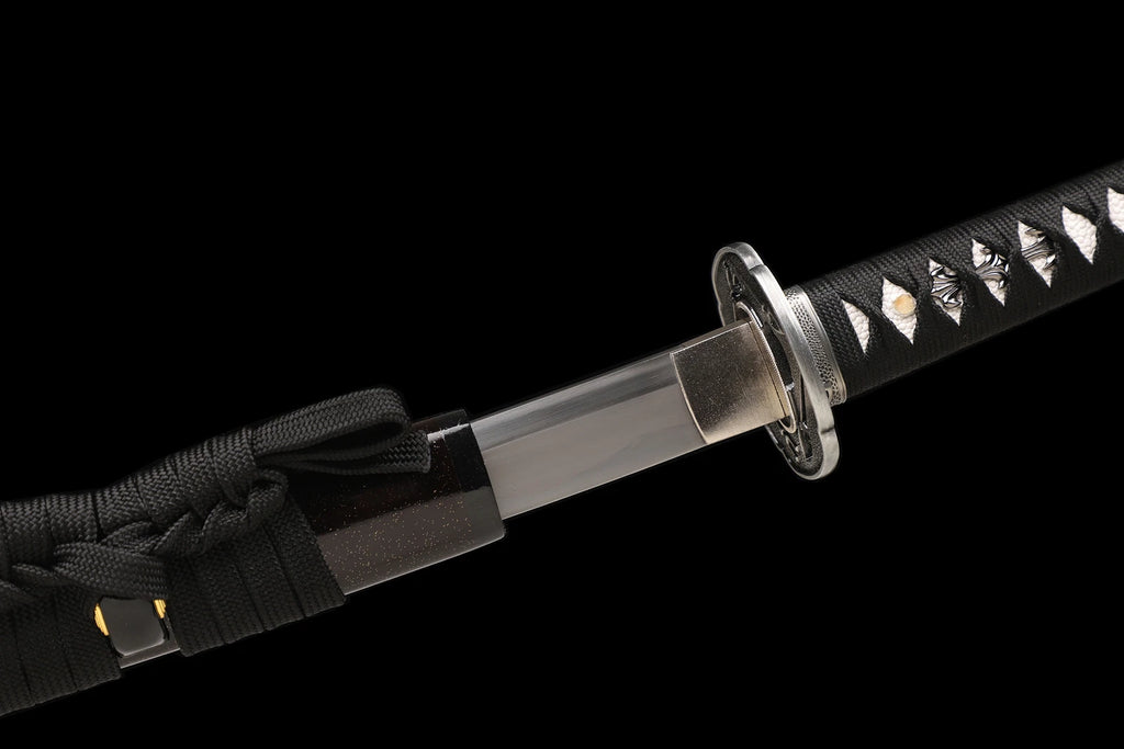 The Ronin’s Path: Clay-Tempered Samurai Katana