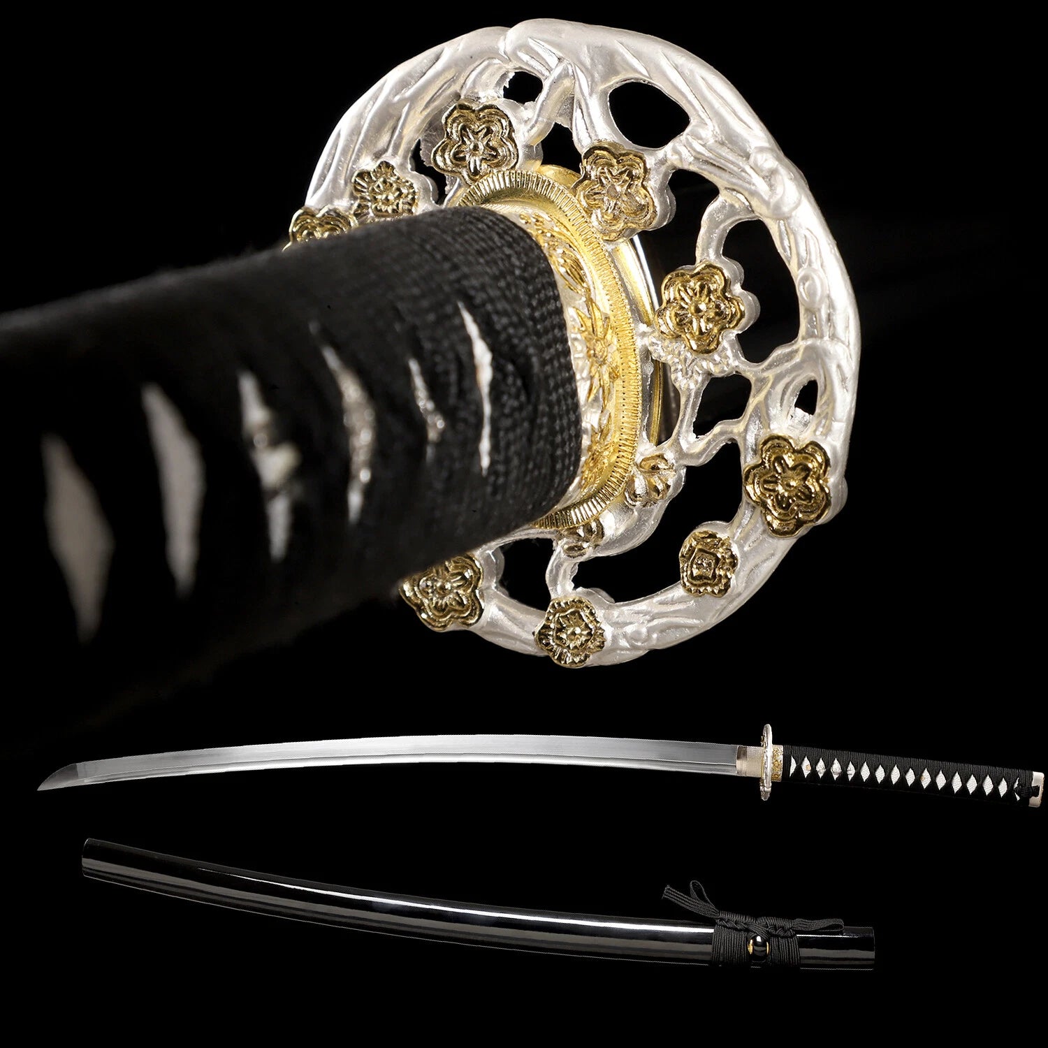 The Obsidian Sentinel: Clay-Tempered Leather-Bound Katana