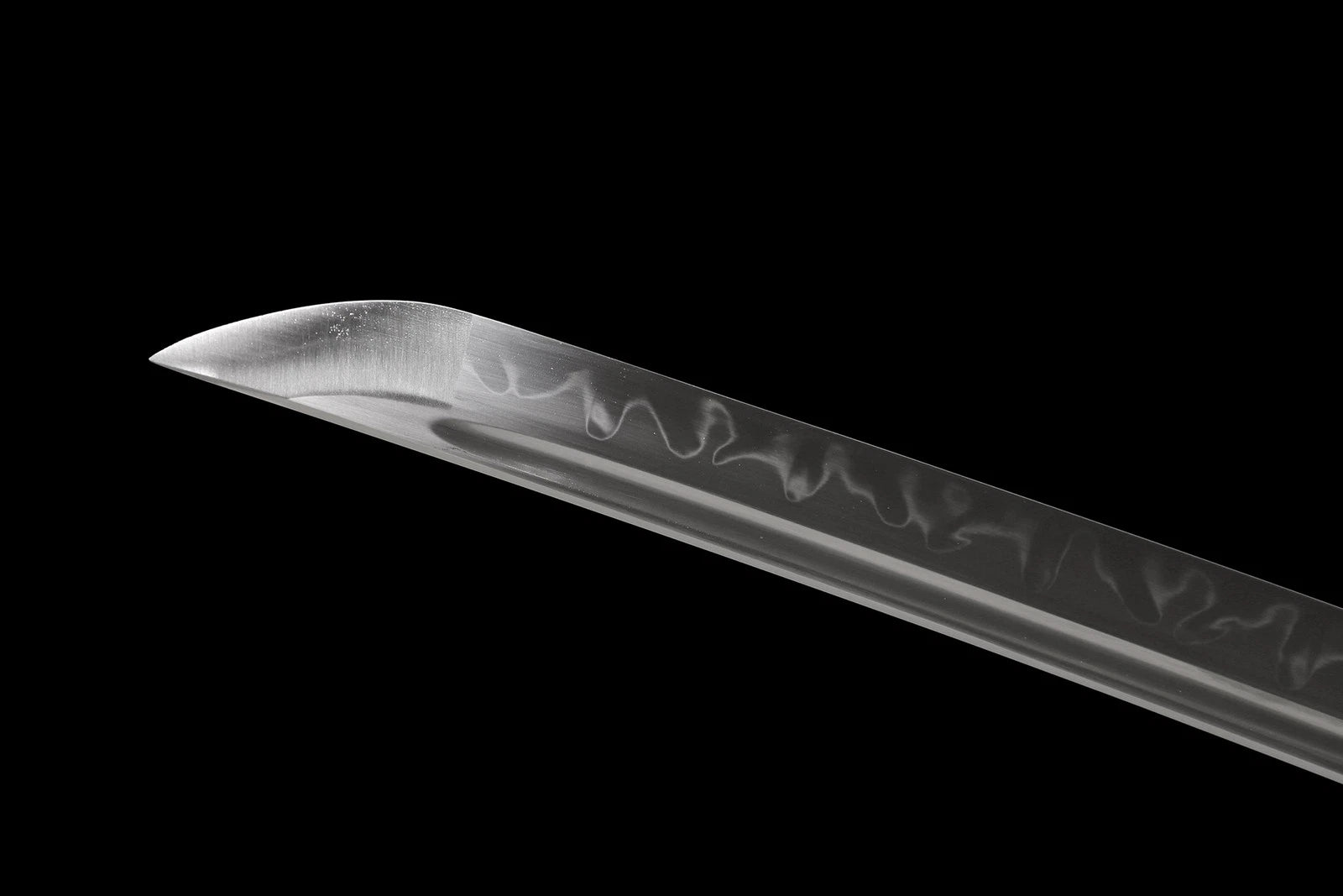 The Nomad’s Resolve: Clay-Tempered Katana with Leather Wrap