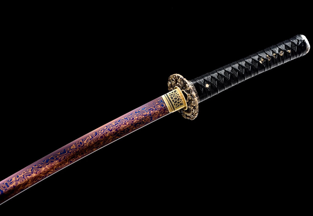 The Obsidian Ripple: Hand-Forged Damascus Folded Steel Samurai Katana