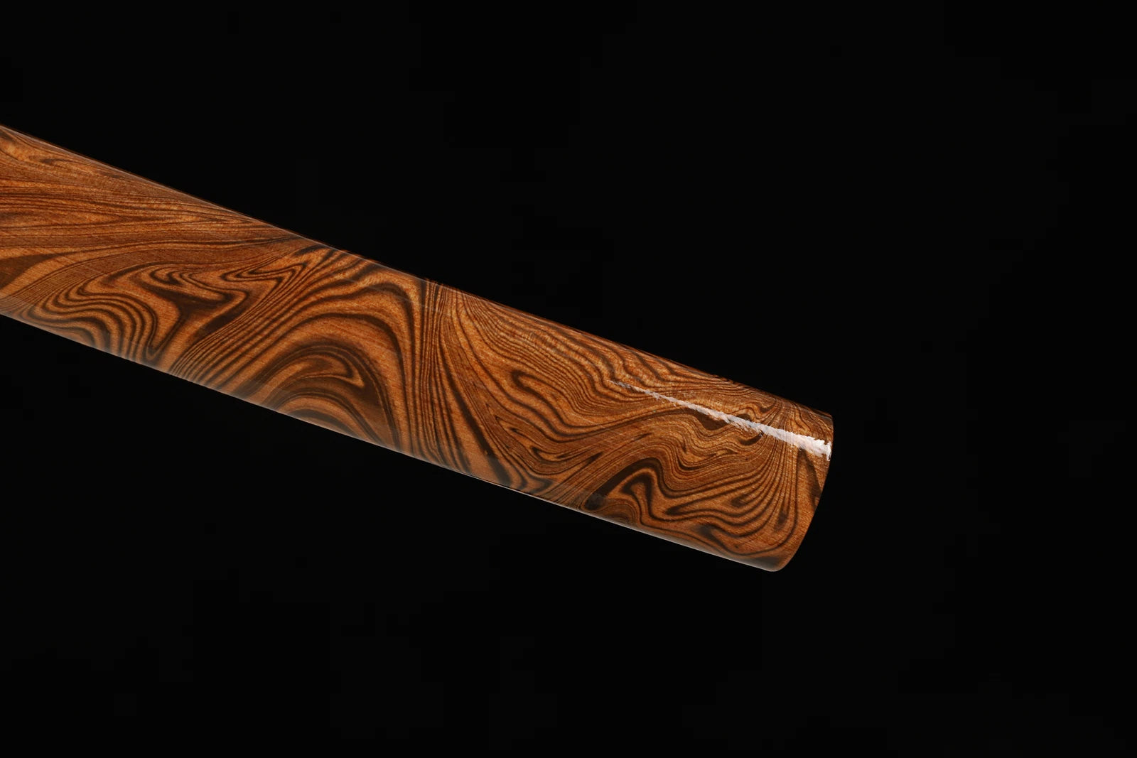 The Earth’s Vein: Clay-Tempered Master Steel Katana