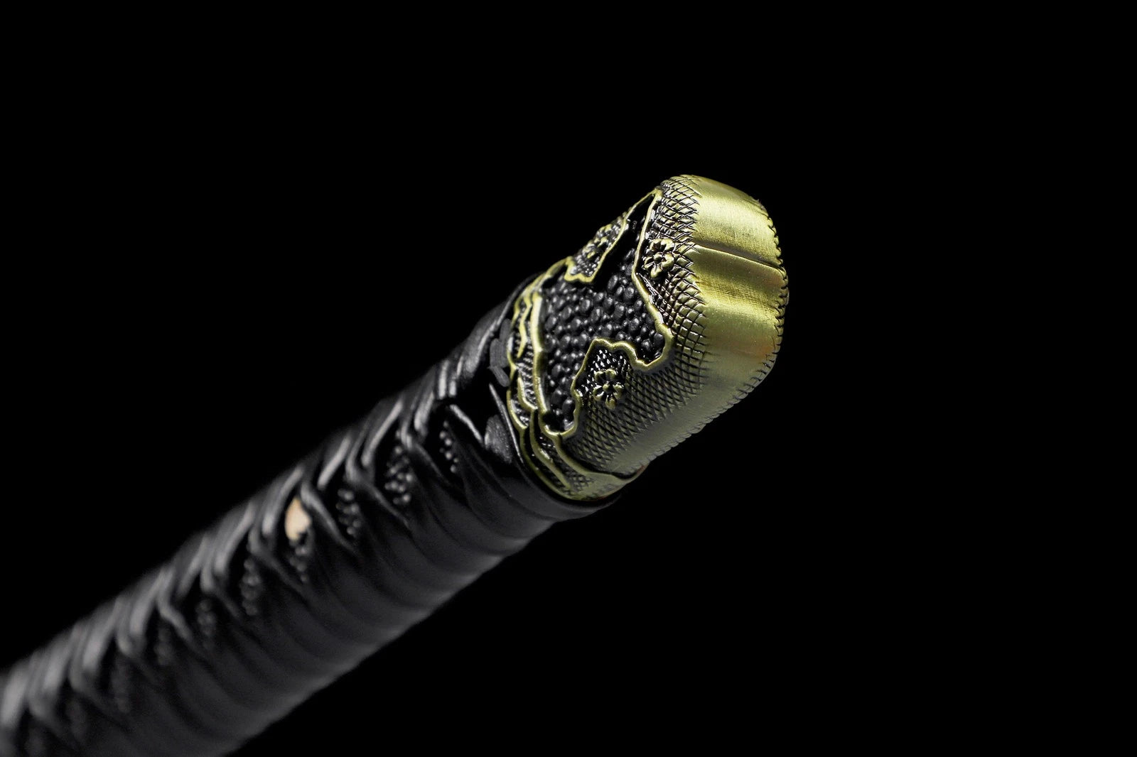 The Serpent’s Whisper: Hand-Forged T10 Steel Katana