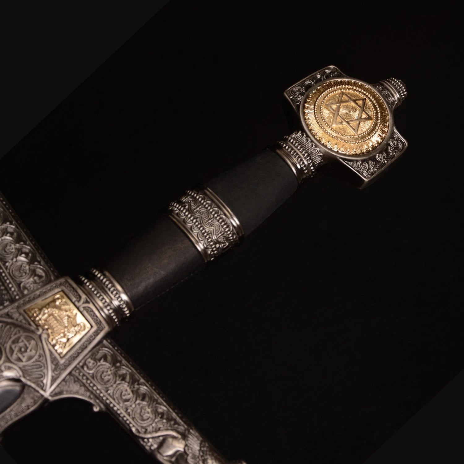 The Sovereign Bastion: Black Silver Stainless Steel King Sword
