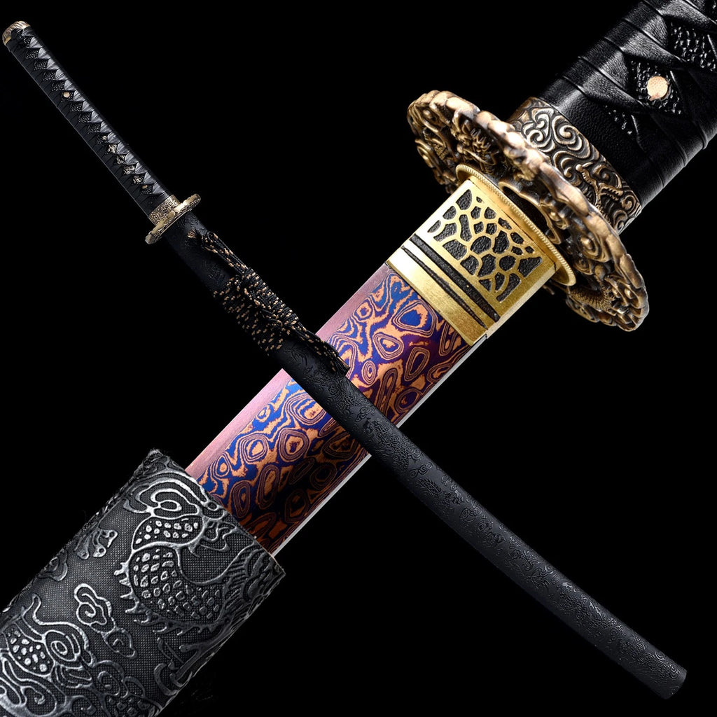 The Obsidian Ripple: Hand-Forged Damascus Folded Steel Samurai Katana