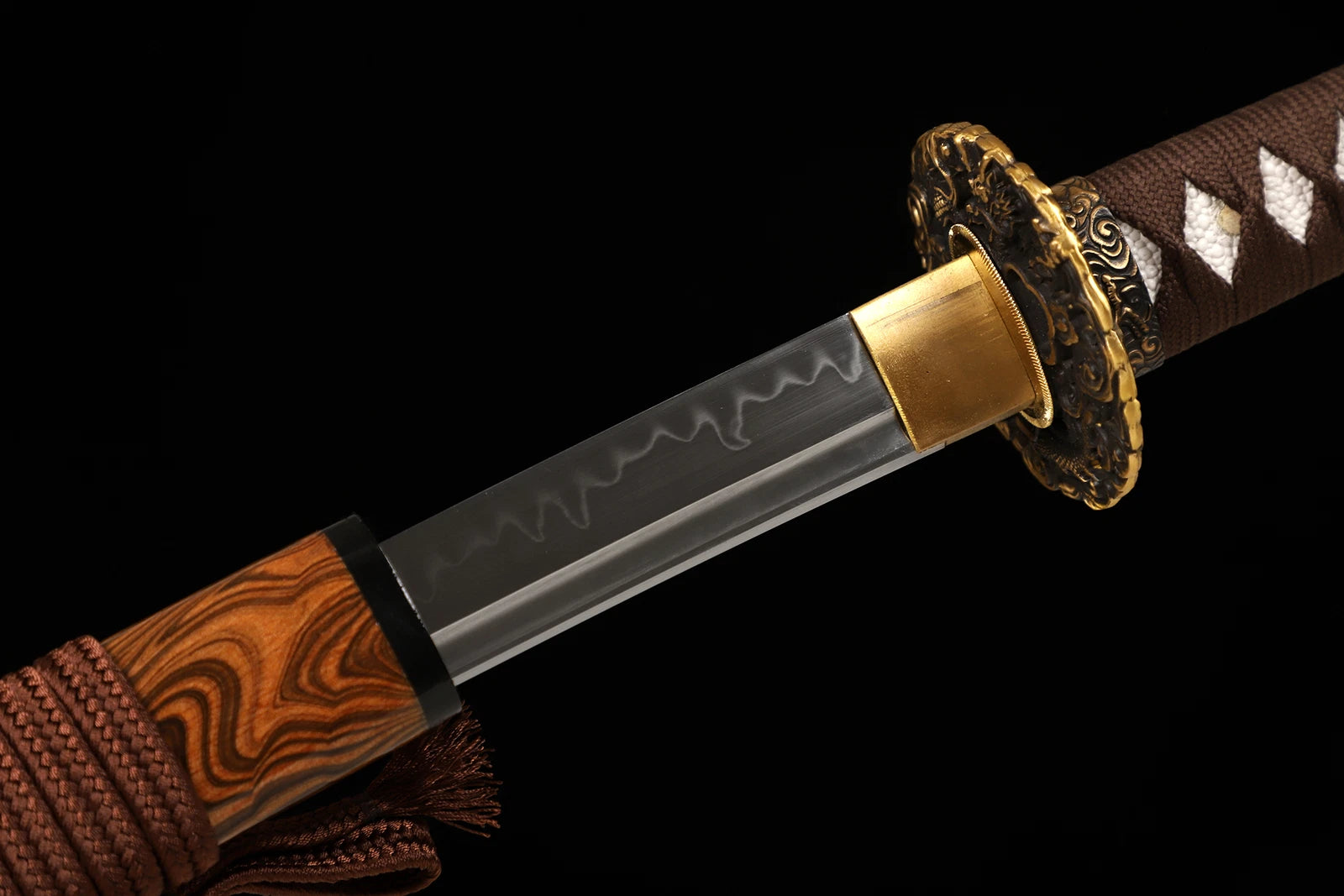 The Earth’s Vein: Clay-Tempered Master Steel Katana
